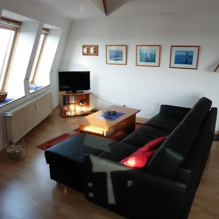 Apartment Trafalgar 527 *